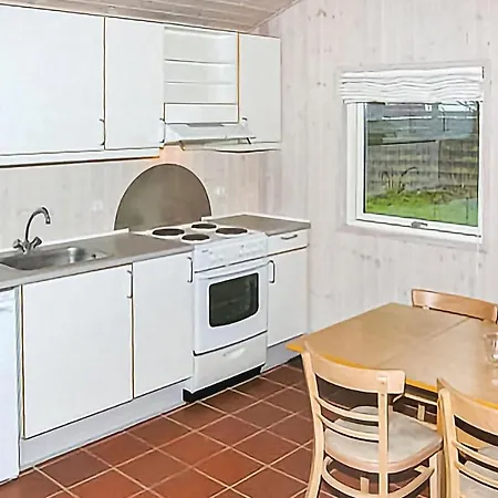 Stunning In Sydals W/ 2 Bedrooms 度假居 *